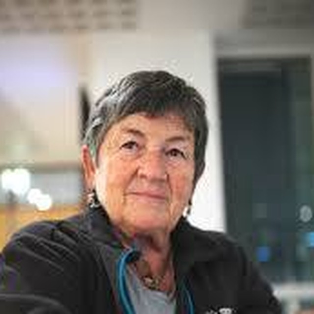 Martine, Présidente